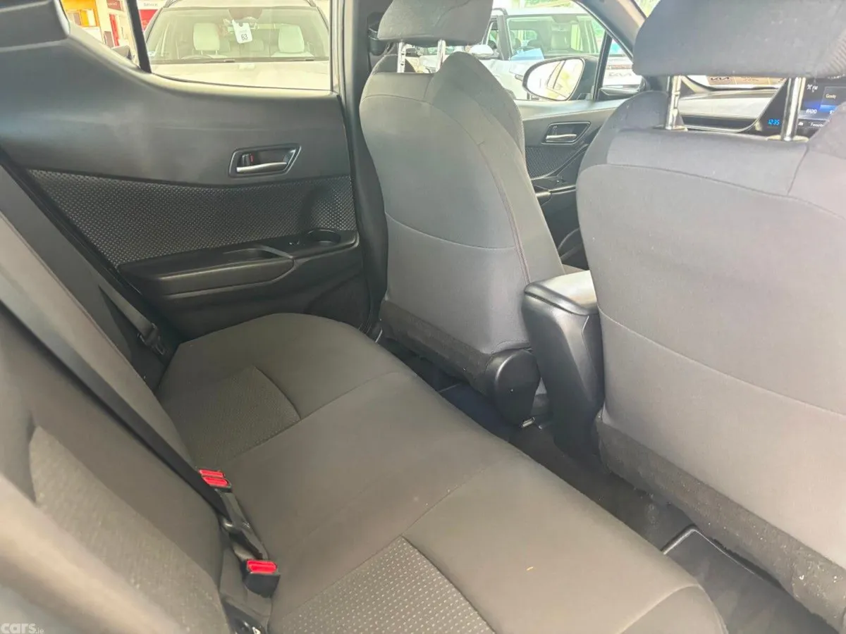 Toyota C-HR SUV, Petrol Hybrid, 2018, Grey