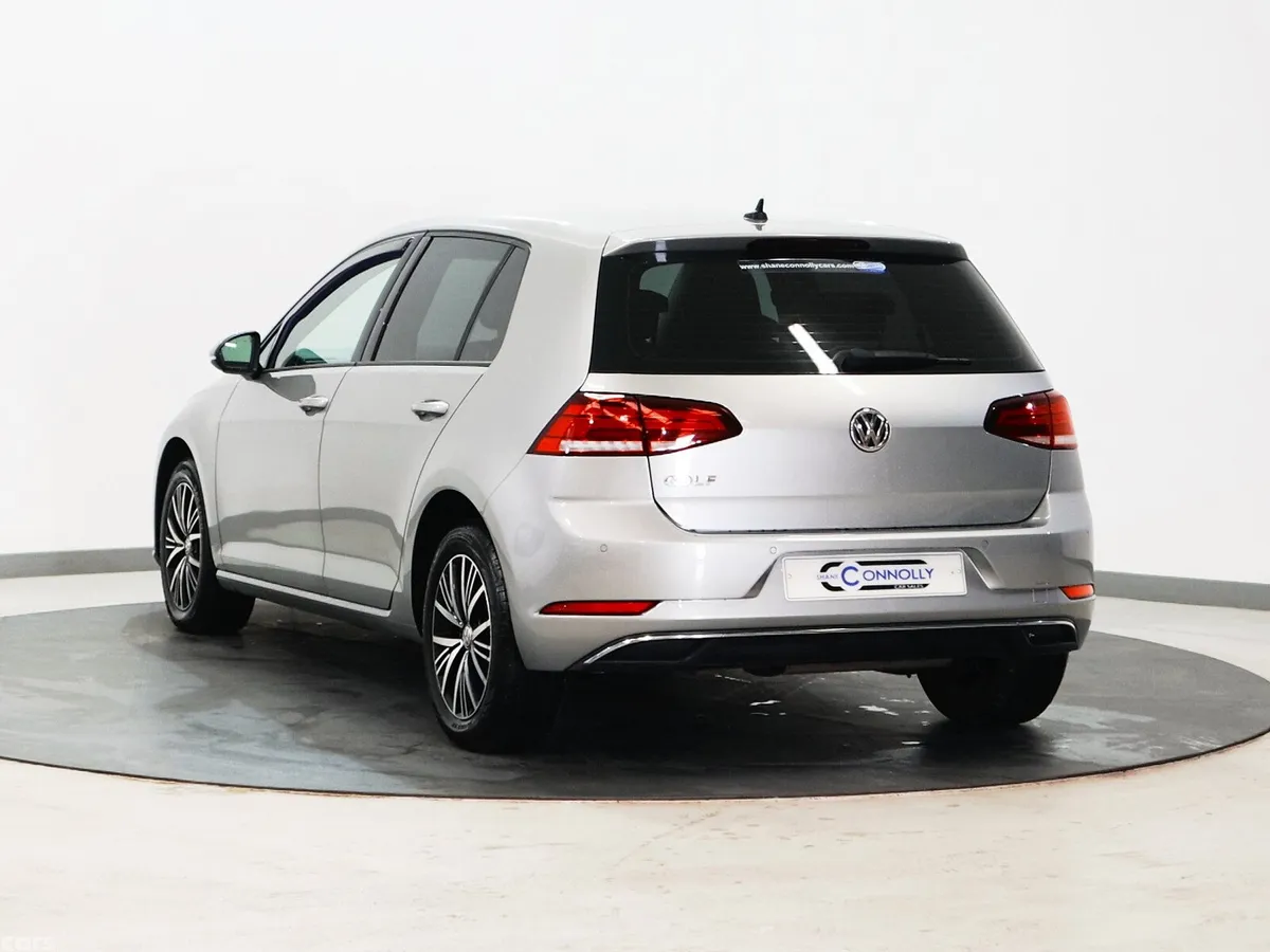 Volkswagen Golf Hatchback, Diesel, 2019, Silver