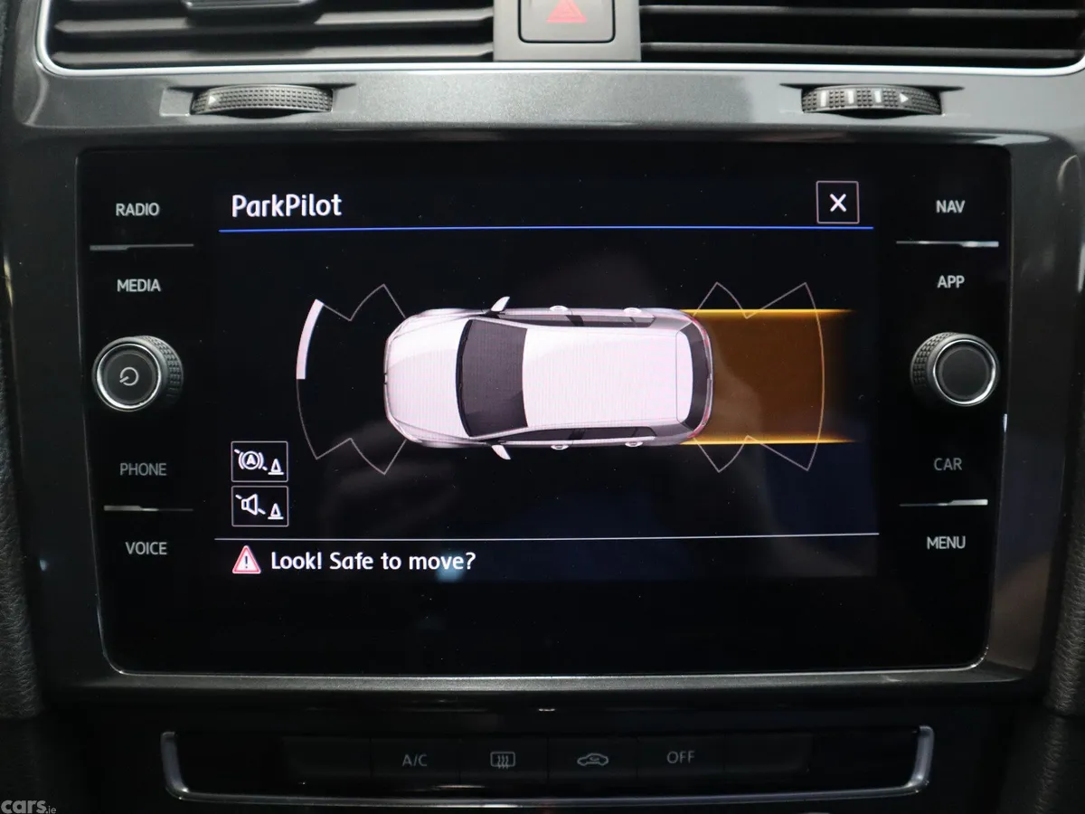 Volkswagen Golf Hatchback, Diesel, 2019, Silver