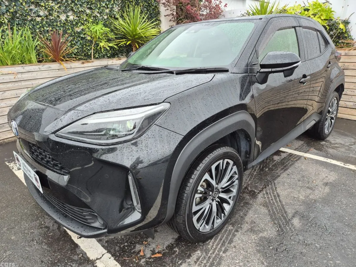 Toyota Yaris Cross SUV, Petrol Hybrid, 2021, Black