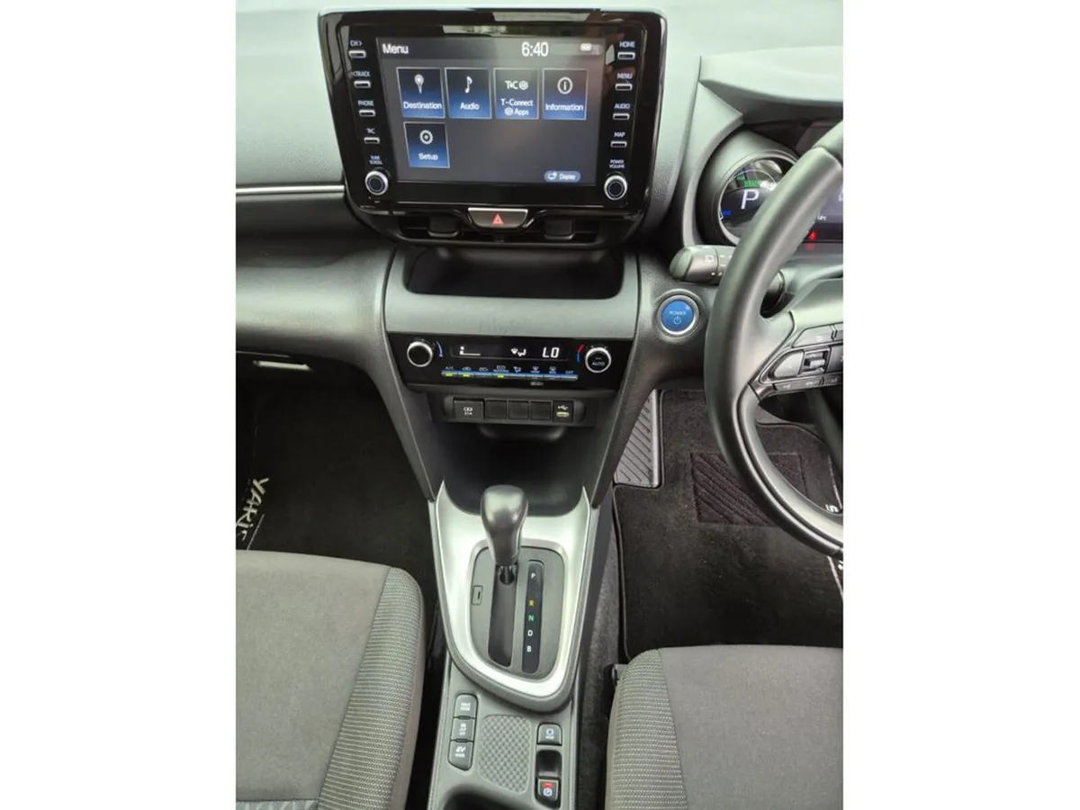 Toyota Yaris Cross SUV, Petrol Hybrid, 2021, Black