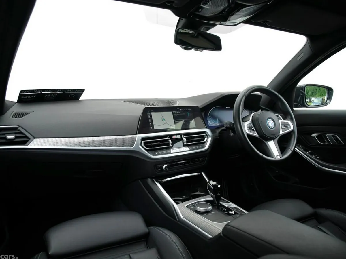BMW 3-Series Saloon, Petrol Plug-in Hybrid, 2022, Black