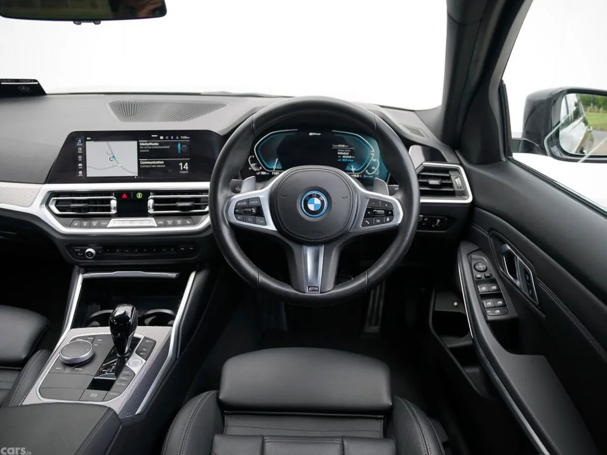 BMW 3-Series Saloon, Petrol Plug-in Hybrid, 2022, Black