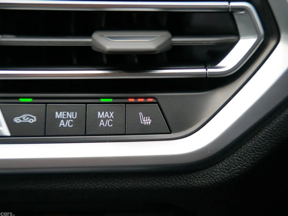 BMW 3-Series Saloon, Petrol Plug-in Hybrid, 2022, Black