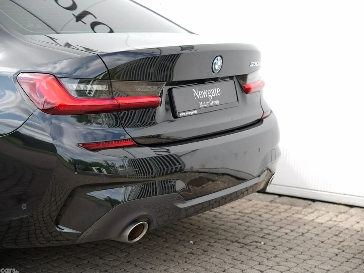 BMW 3-Series Saloon, Petrol Plug-in Hybrid, 2022, Black