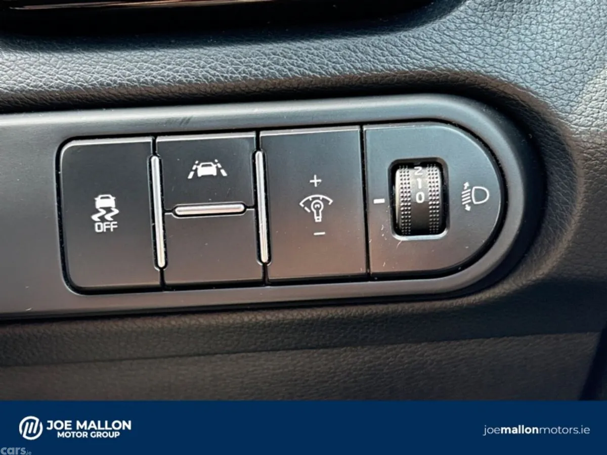 Kia Ceed Hatchback, Petrol, 2020, Blue