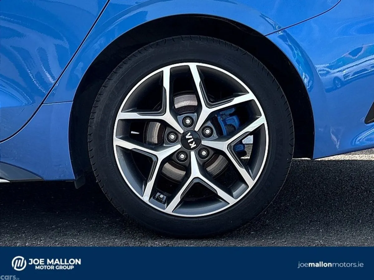 Kia Ceed Hatchback, Petrol, 2020, Blue