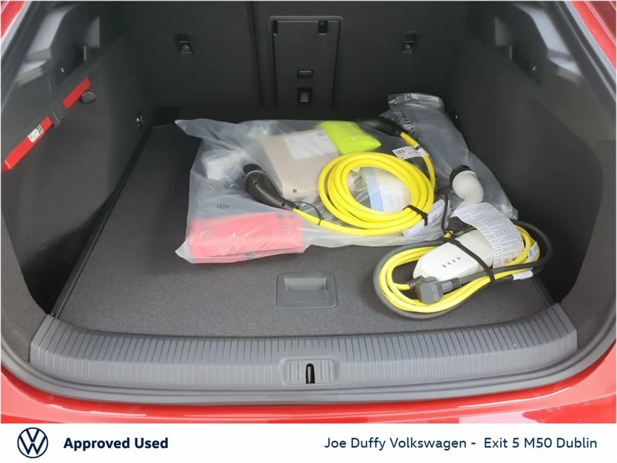Volkswagen ID.7 Hatchback, Electric, 2026, Red