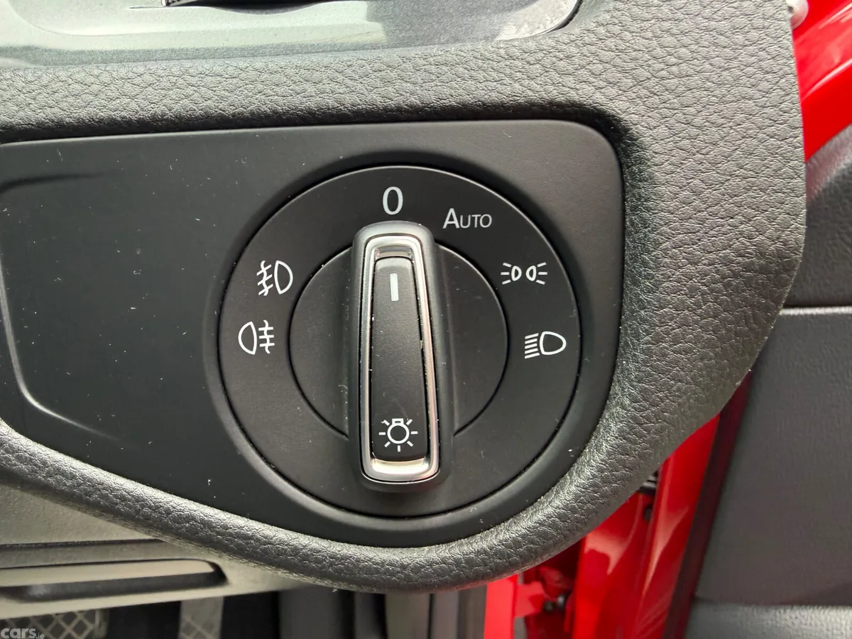 Volkswagen Golf Hatchback, Petrol, 2019, Red
