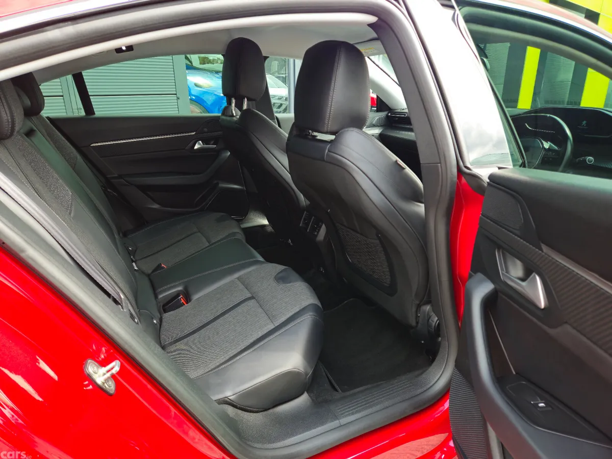 Peugeot 508 Hatchback, Diesel, 2019, Red