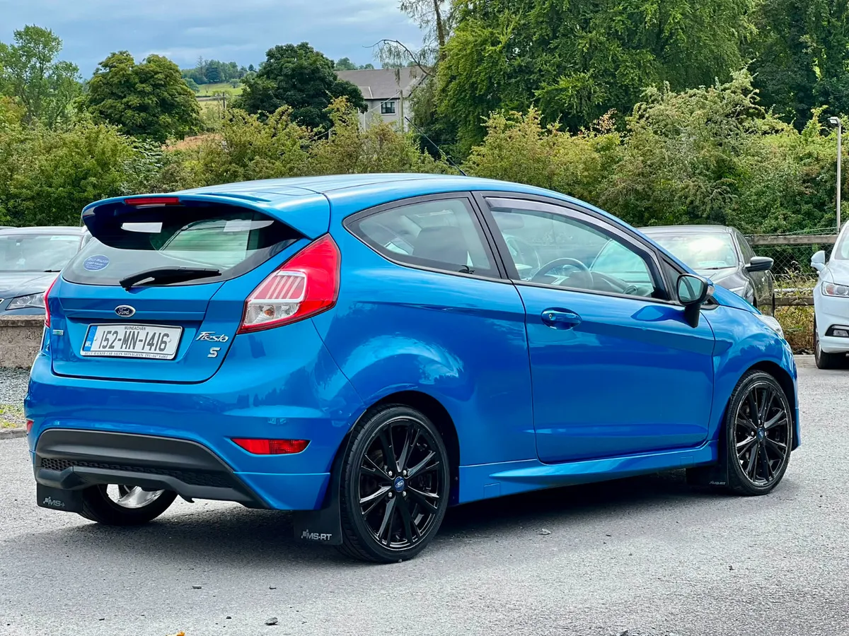 Ford Fiesta Hatchback, Petrol, 2015, Blue