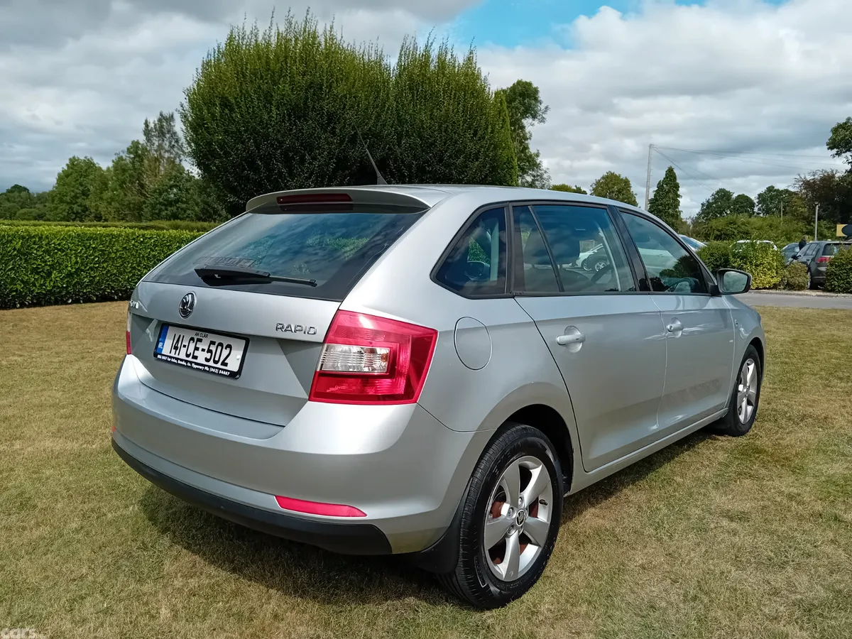 Skoda Rapid Hatchback, Petrol, 2014, Silver