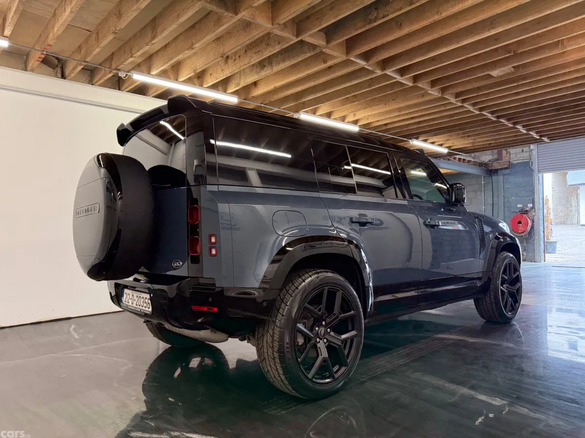 Land Rover Defender SUV, Diesel, 2021, Blue