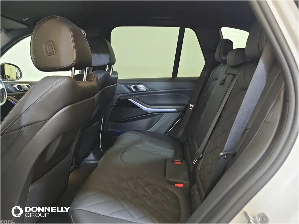 BMW X5 Estate, Diesel, 2023, White