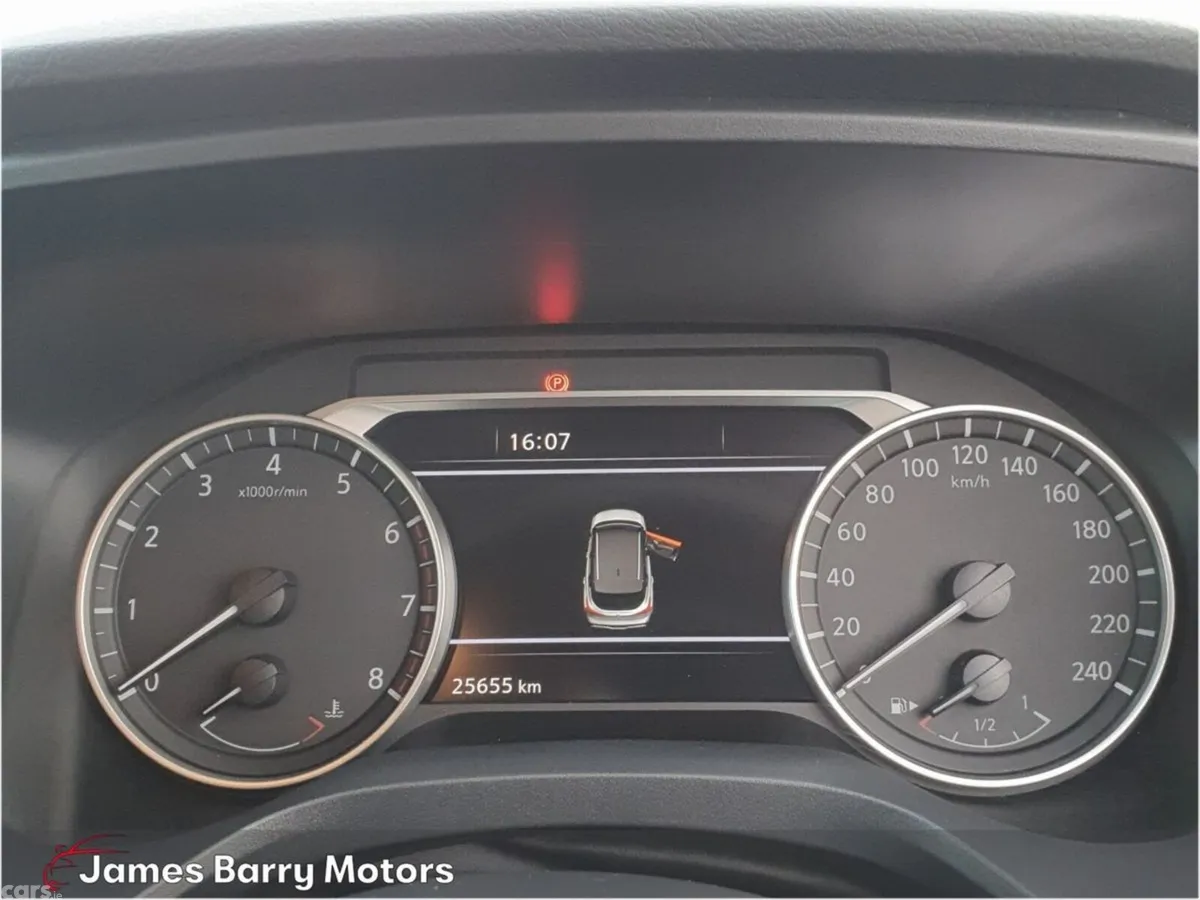 Nissan Qashqai MPV, Petrol Hybrid, 2024, White
