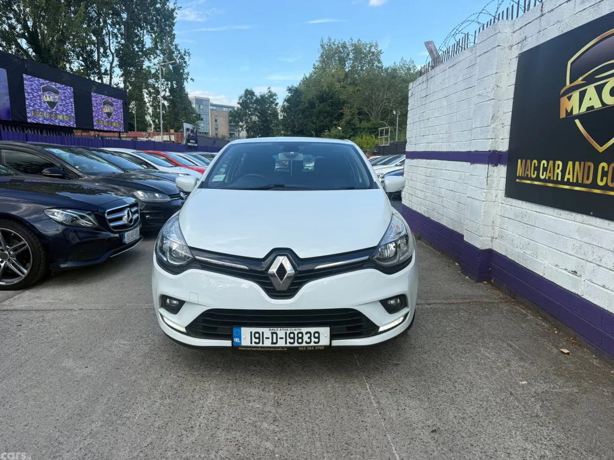 Renault Clio Hatchback, Petrol, 2019, White