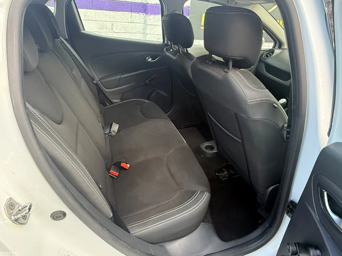 Renault Clio Hatchback, Petrol, 2019, White