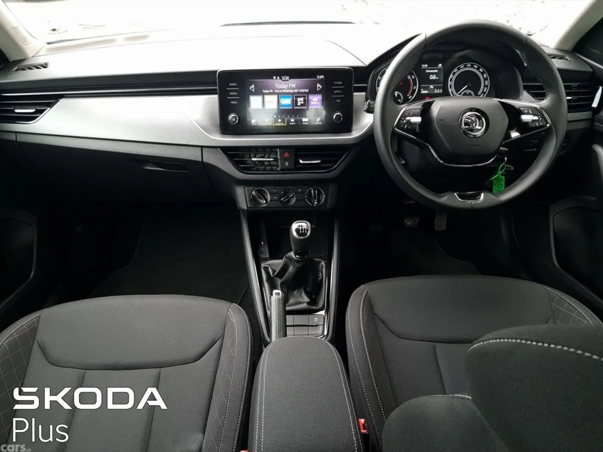Skoda Kamiq Hatchback, Petrol, 2023, Grey