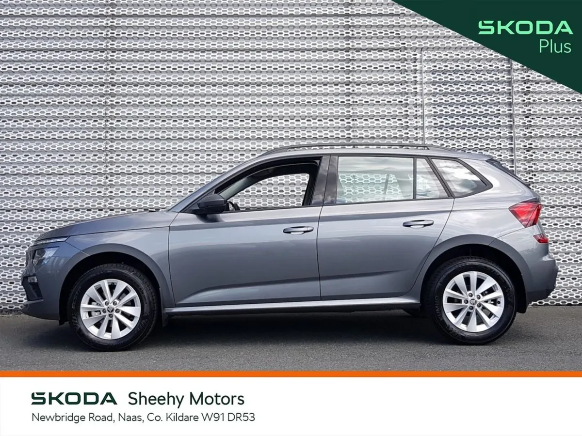 Skoda Kamiq Hatchback, Petrol, 2023, Grey