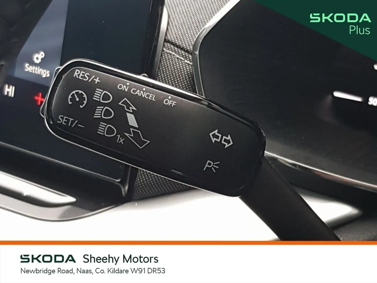 Skoda Octavia Saloon, Petrol, 2023, Black