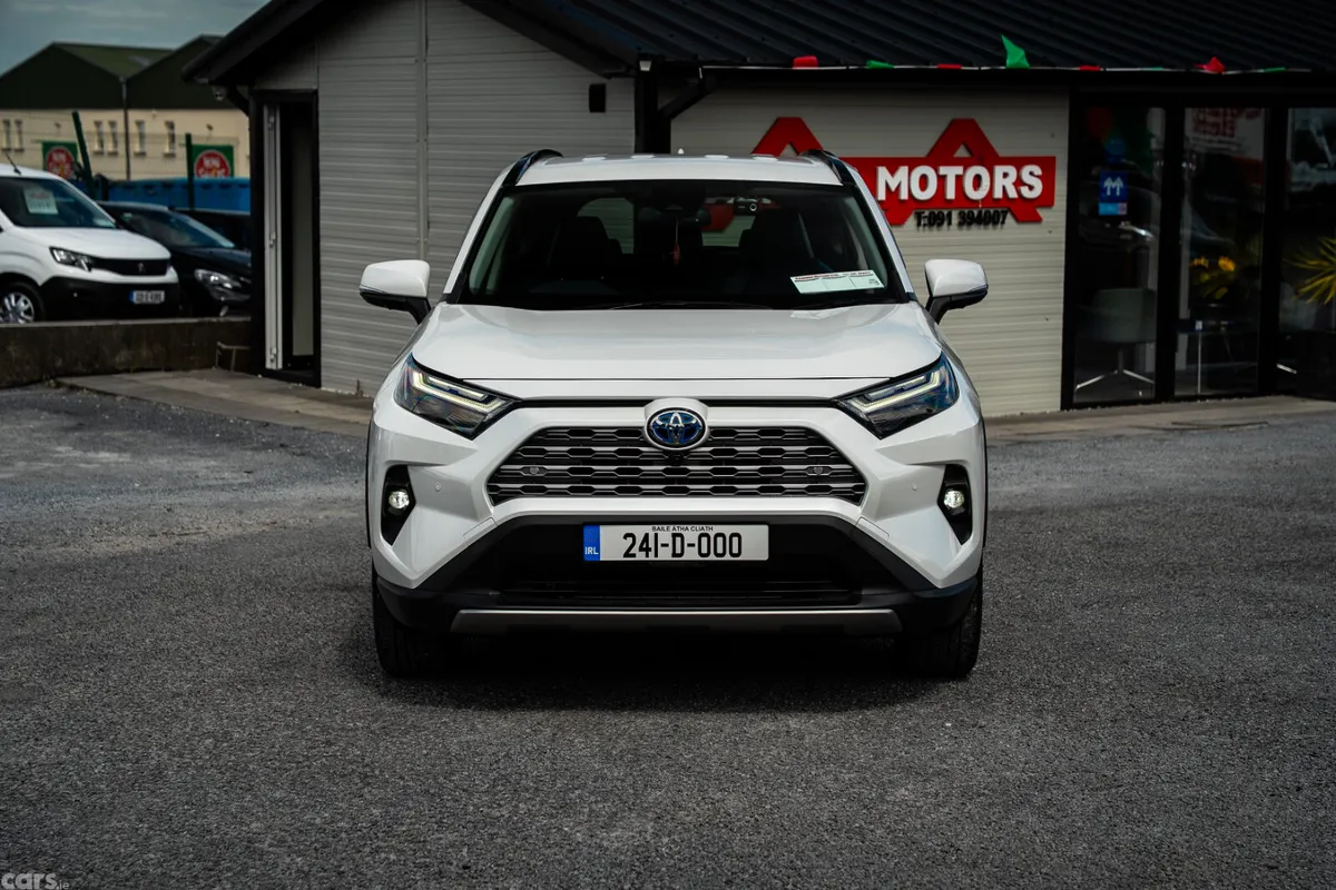 Toyota RAV4 SUV, Petrol Hybrid, 2024, White