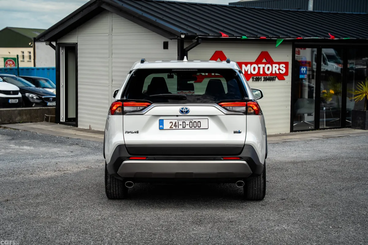 Toyota RAV4 SUV, Petrol Hybrid, 2024, White