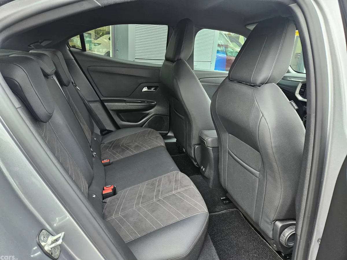 Opel Mokka SUV, Petrol, 2025, Grey