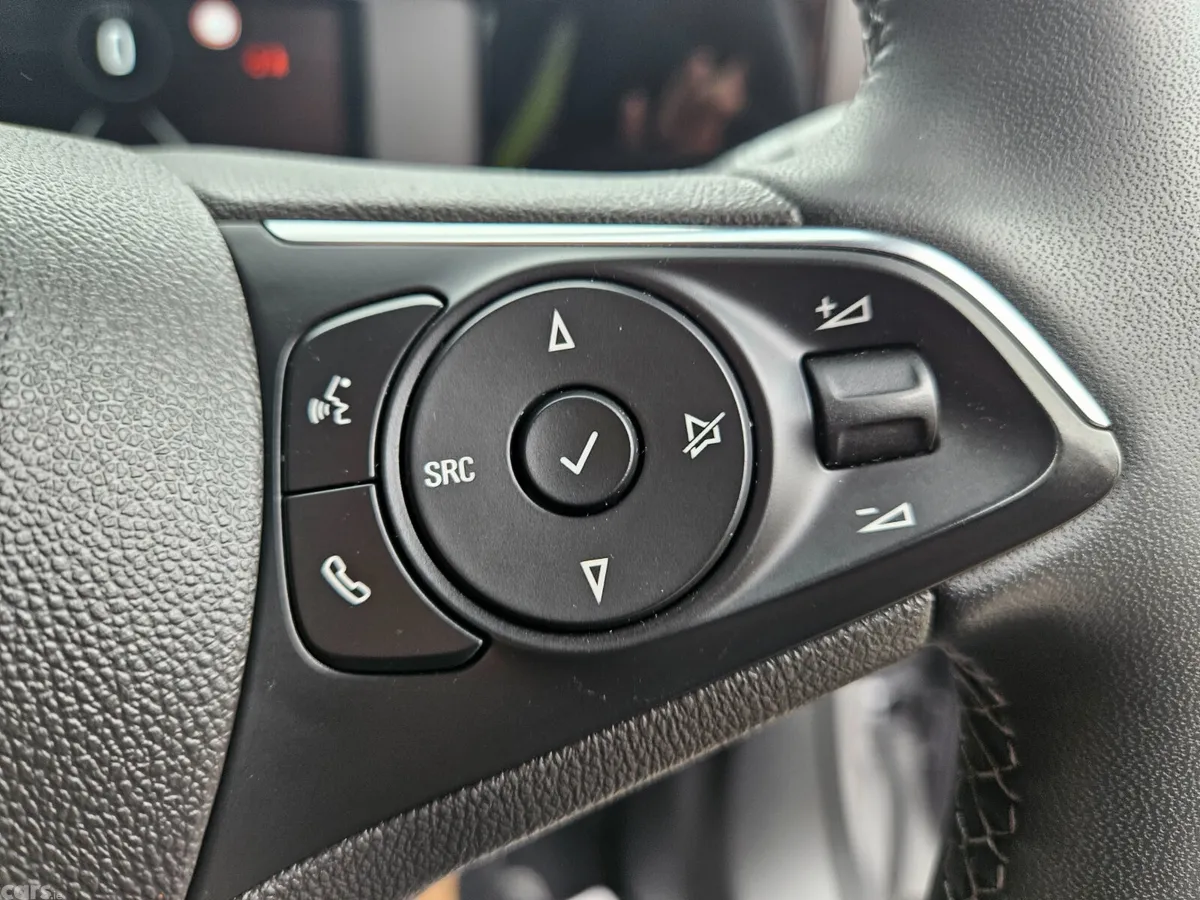 Opel Mokka SUV, Petrol, 2025, Grey