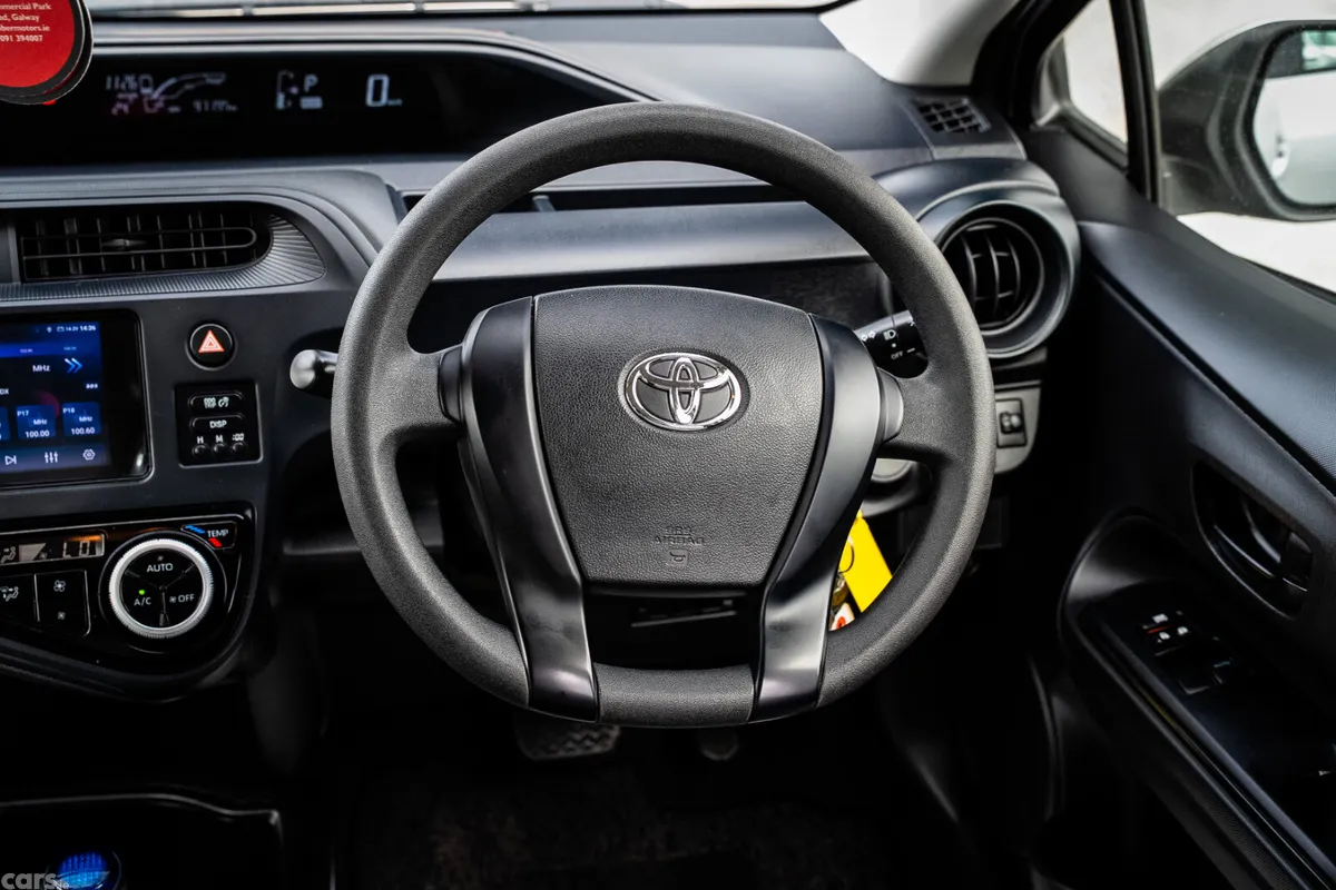 Toyota Aqua Hatchback, Petrol Hybrid, 2021, Silver