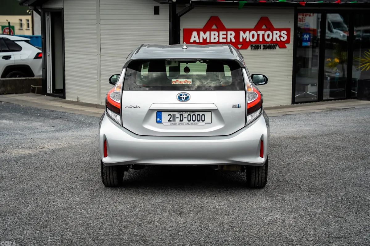 Toyota Aqua Hatchback, Petrol Hybrid, 2021, Silver