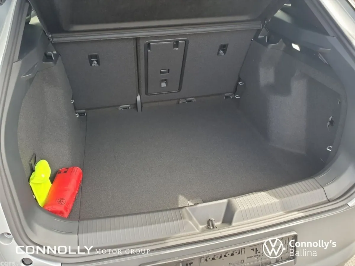 Volkswagen ID.4 SUV, Electric, 2027, Silver