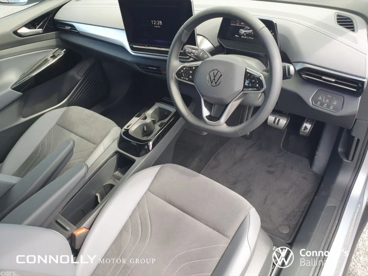 Volkswagen ID.4 SUV, Electric, 2027, Silver