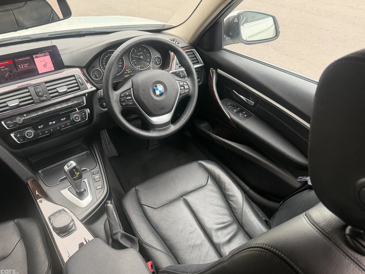 BMW 3-Series Estate, Diesel, 2019, White