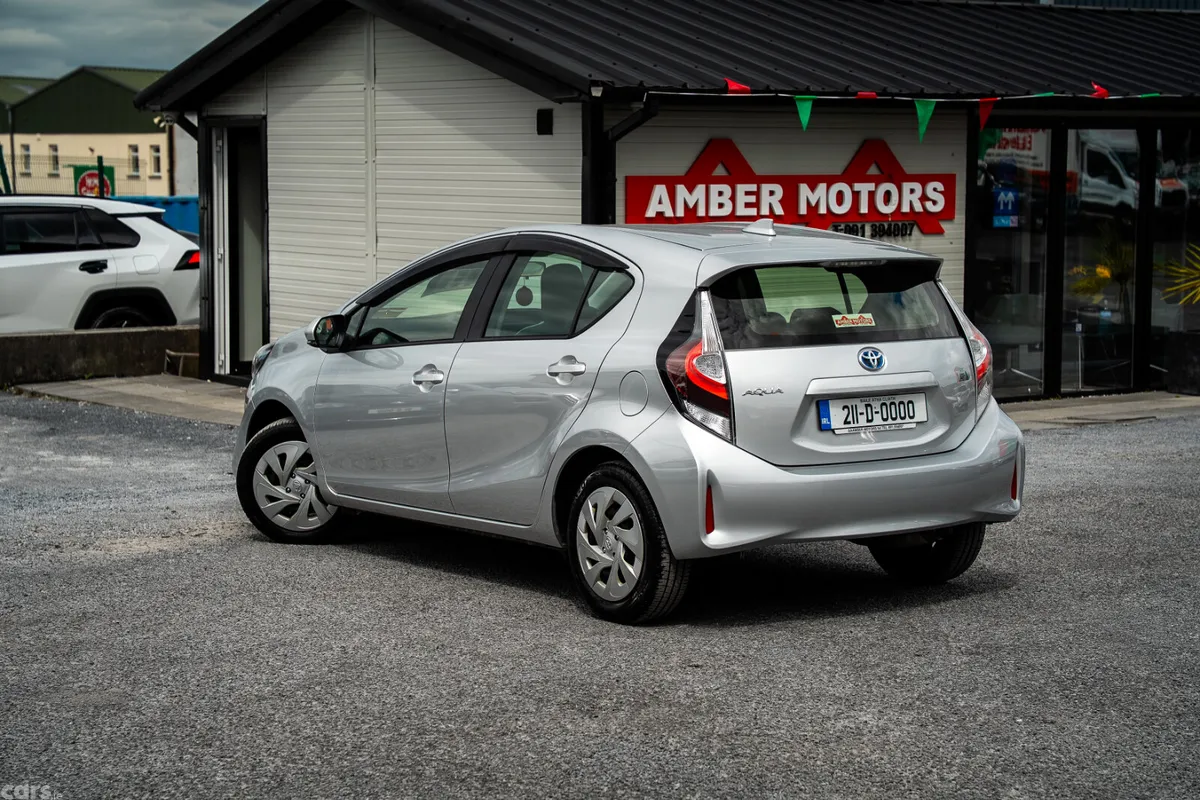 Toyota Aqua Hatchback, Petrol Hybrid, 2021, Silver