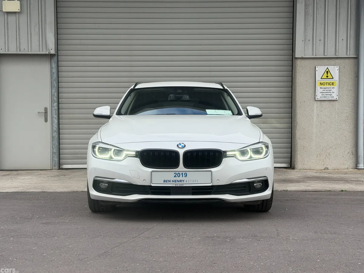 BMW 3-Series Estate, Diesel, 2019, White