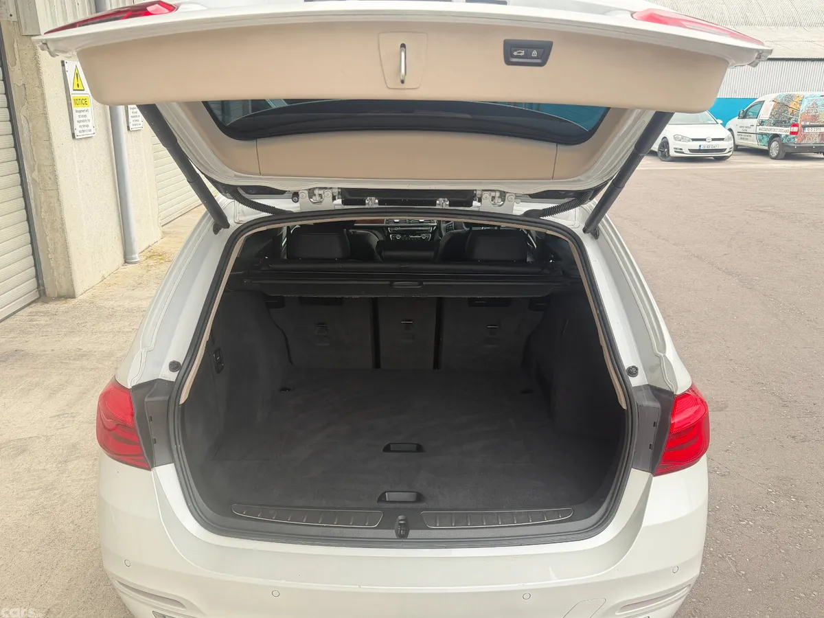 BMW 3-Series Estate, Diesel, 2019, White