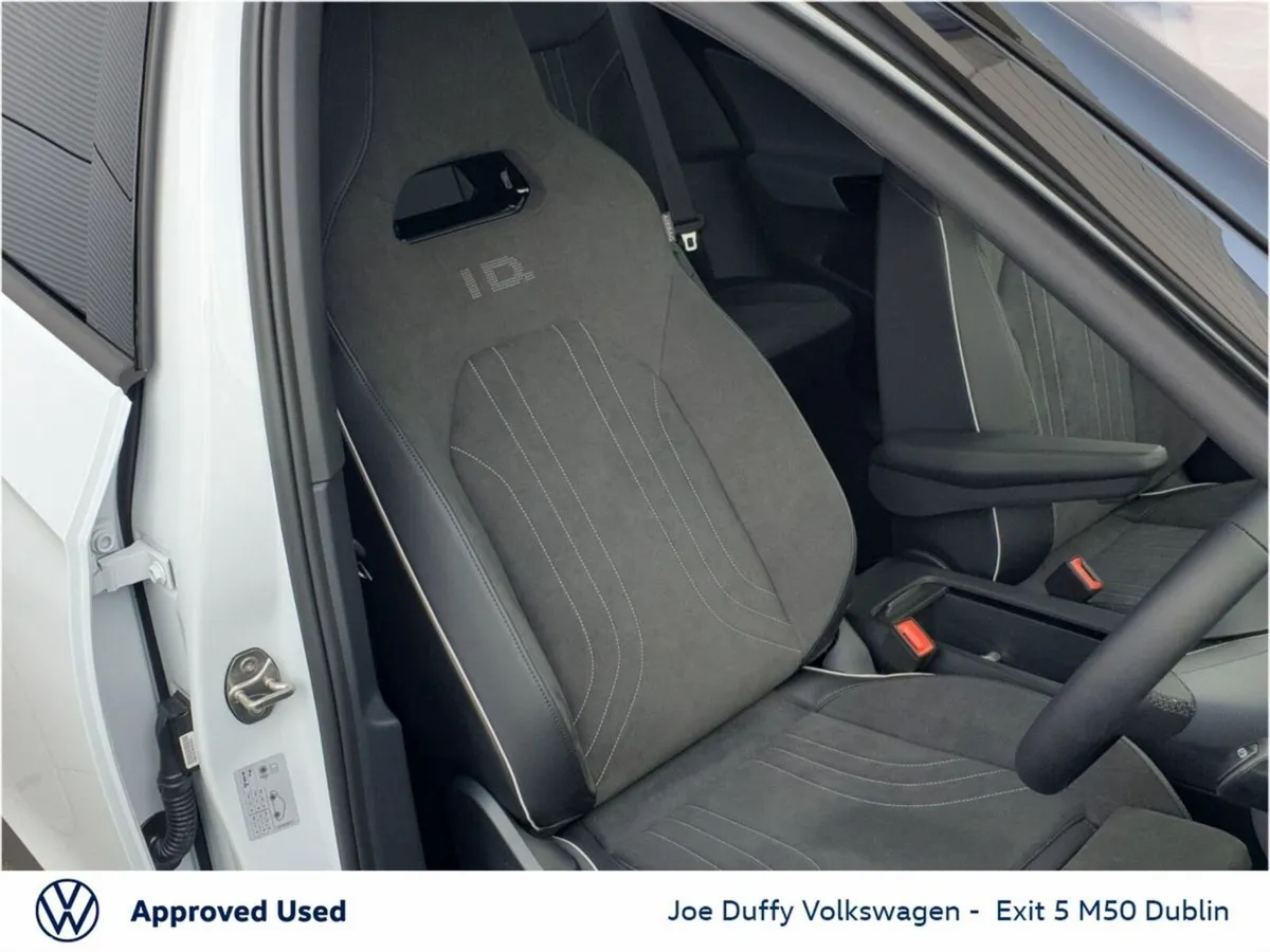 Volkswagen ID.4 Estate, Electric, 2026, White