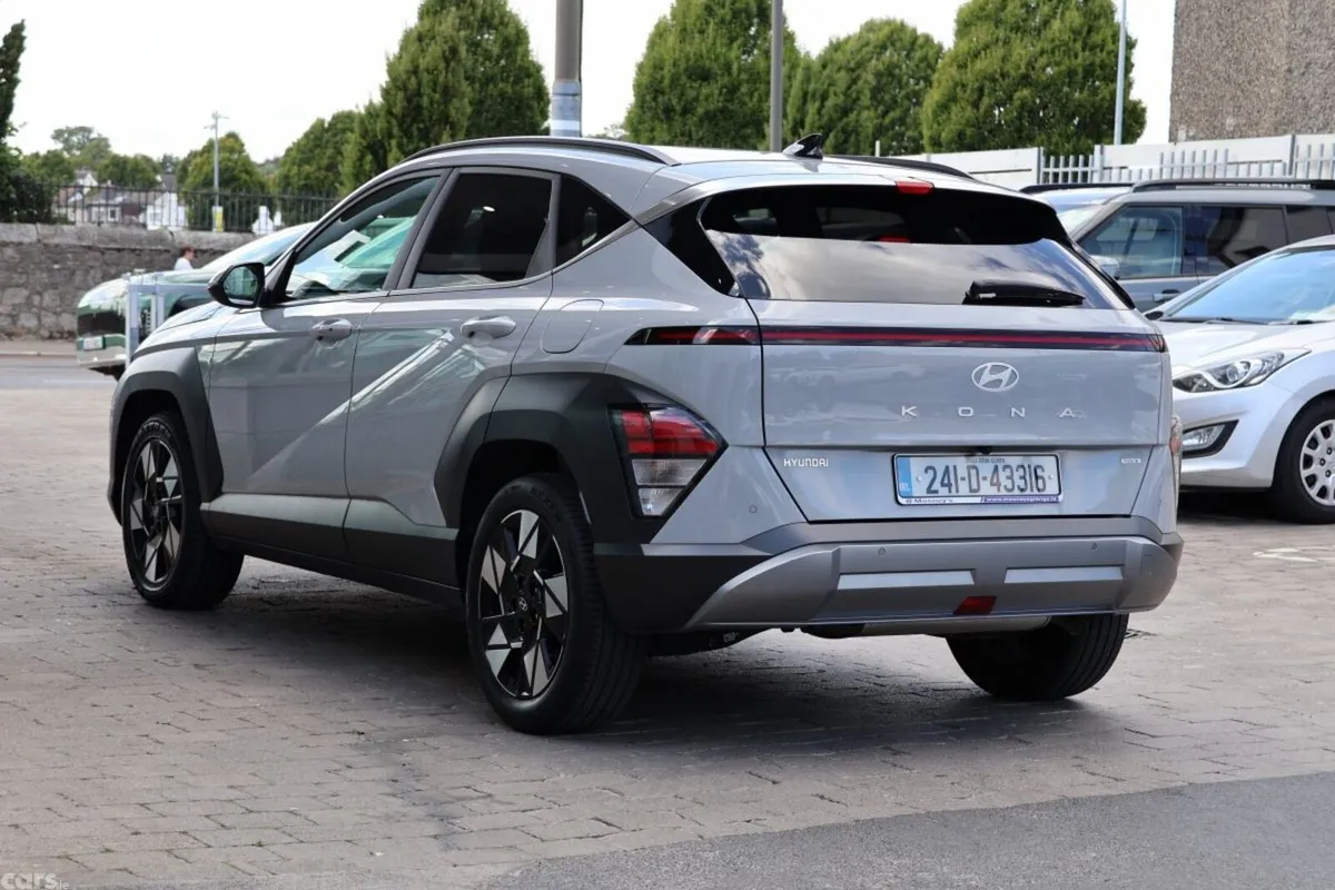 Hyundai KONA MPV, Petrol Hybrid, 2024, Grey