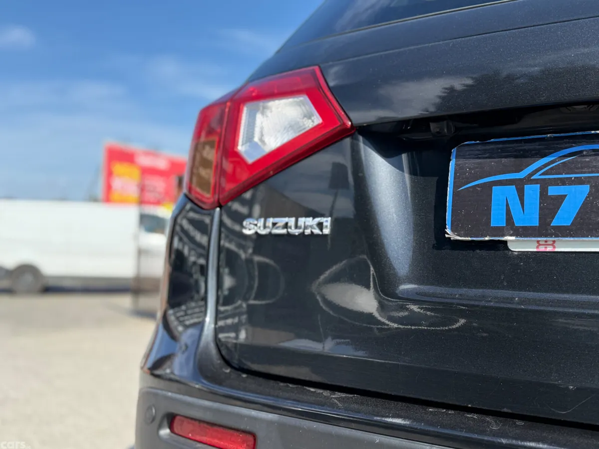 Suzuki Vitara SUV, Diesel, 2017, Black