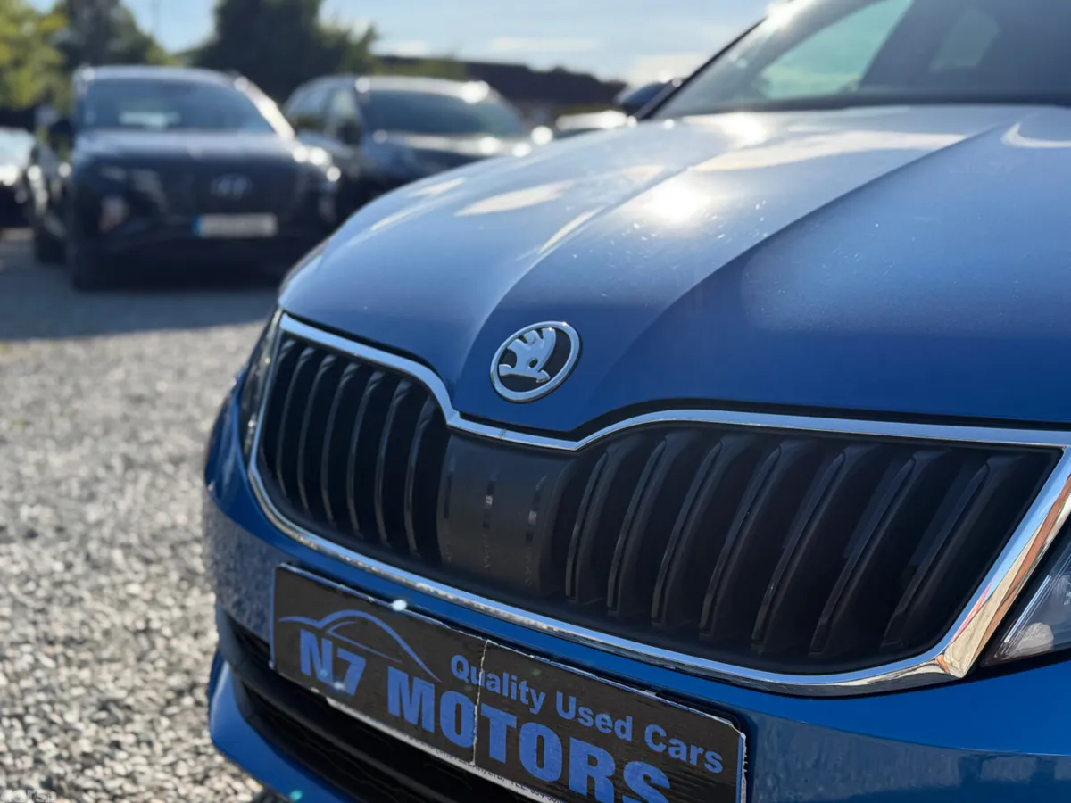 Skoda Octavia Saloon, Petrol, 2020, Blue