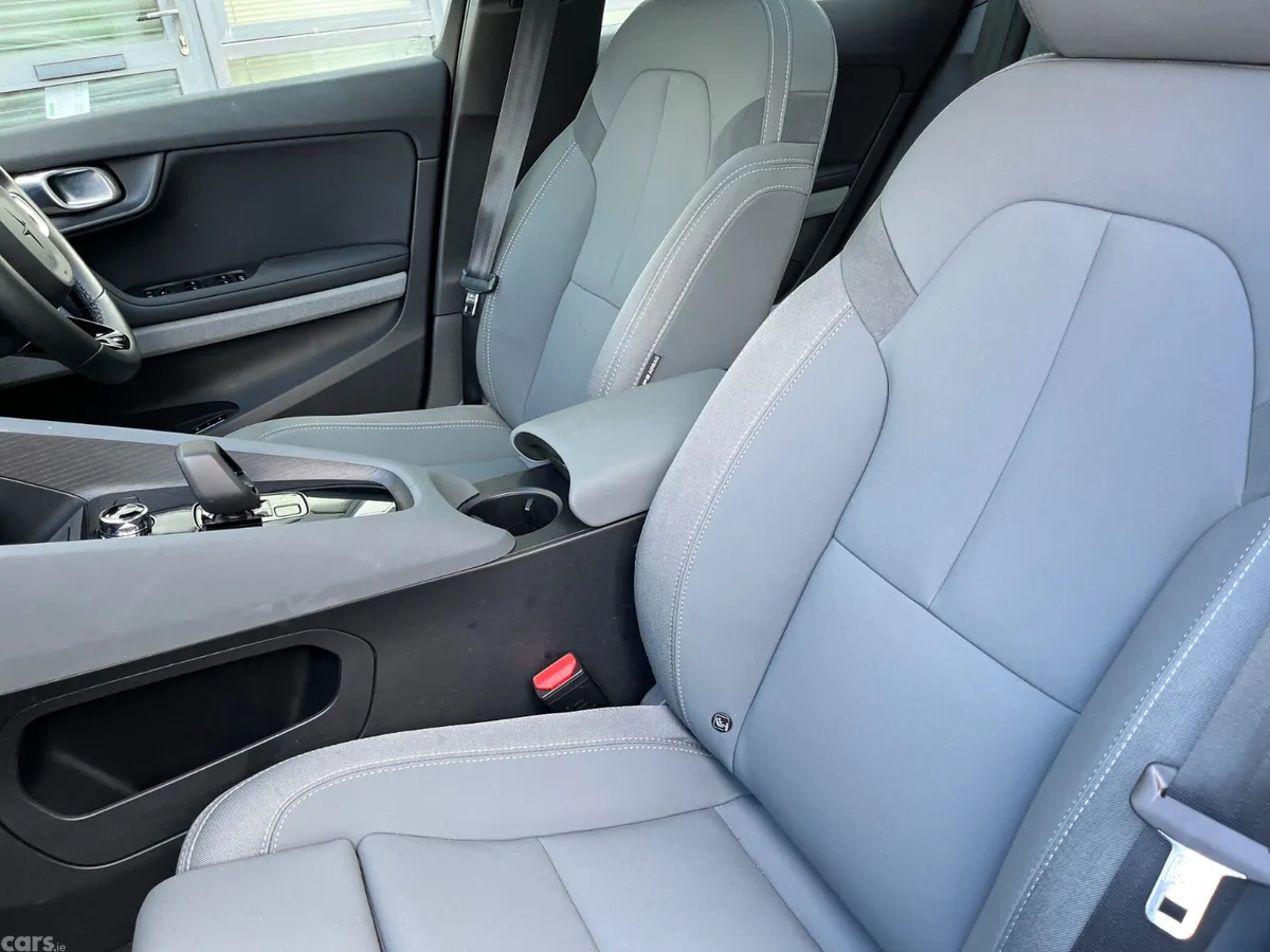 Polestar 2 Hatchback, Electric, 2023, Blue
