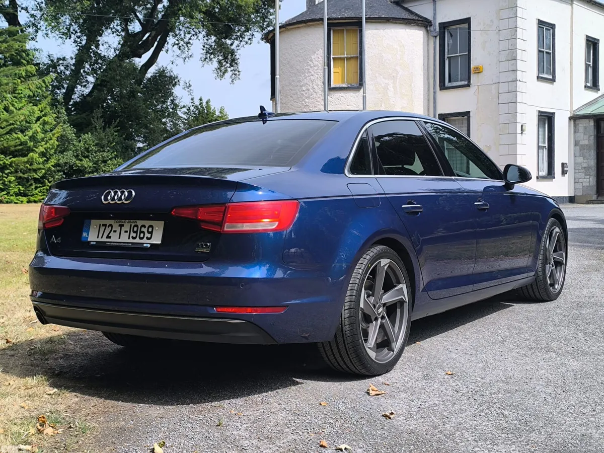 Audi A4 Saloon, Diesel, 2017, Blue