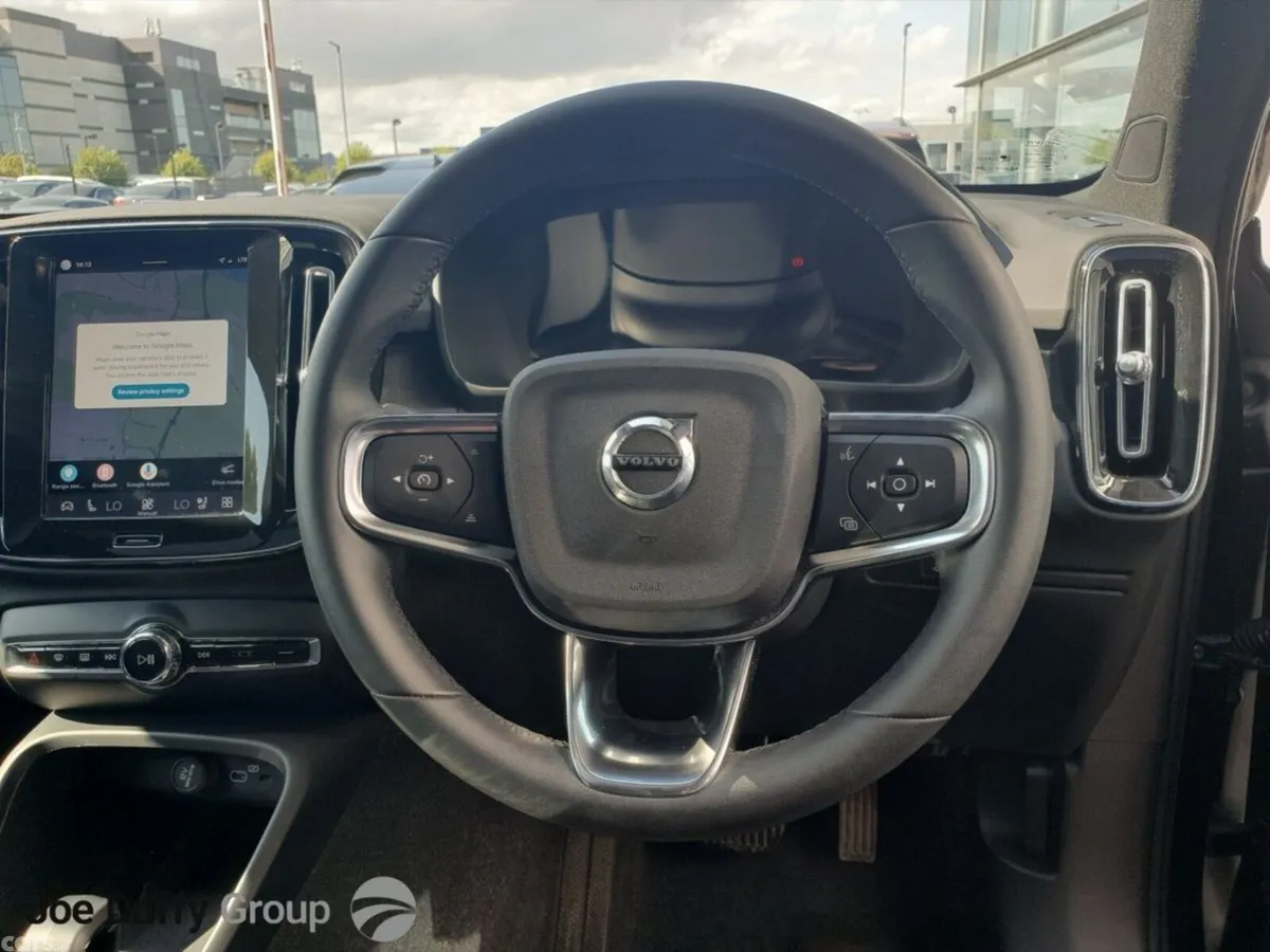 Volvo C40 SUV, Electric, 2023, Black