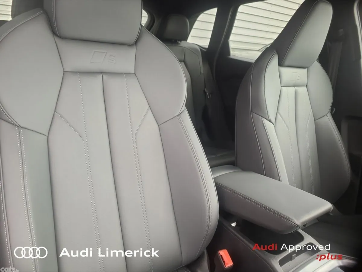 Audi Q5 SUV, Petrol Plug-in Hybrid, 2026, Blue