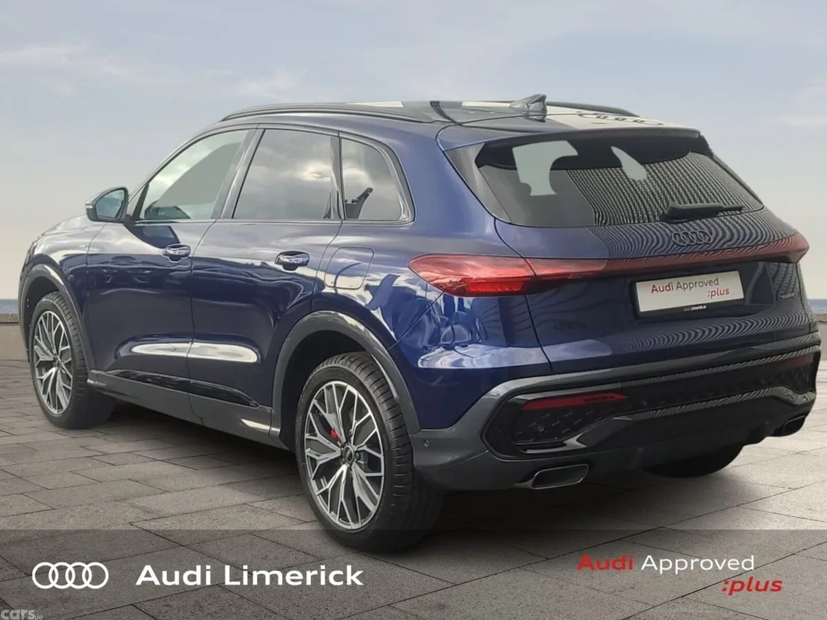 Audi Q5 SUV, Petrol Plug-in Hybrid, 2026, Blue