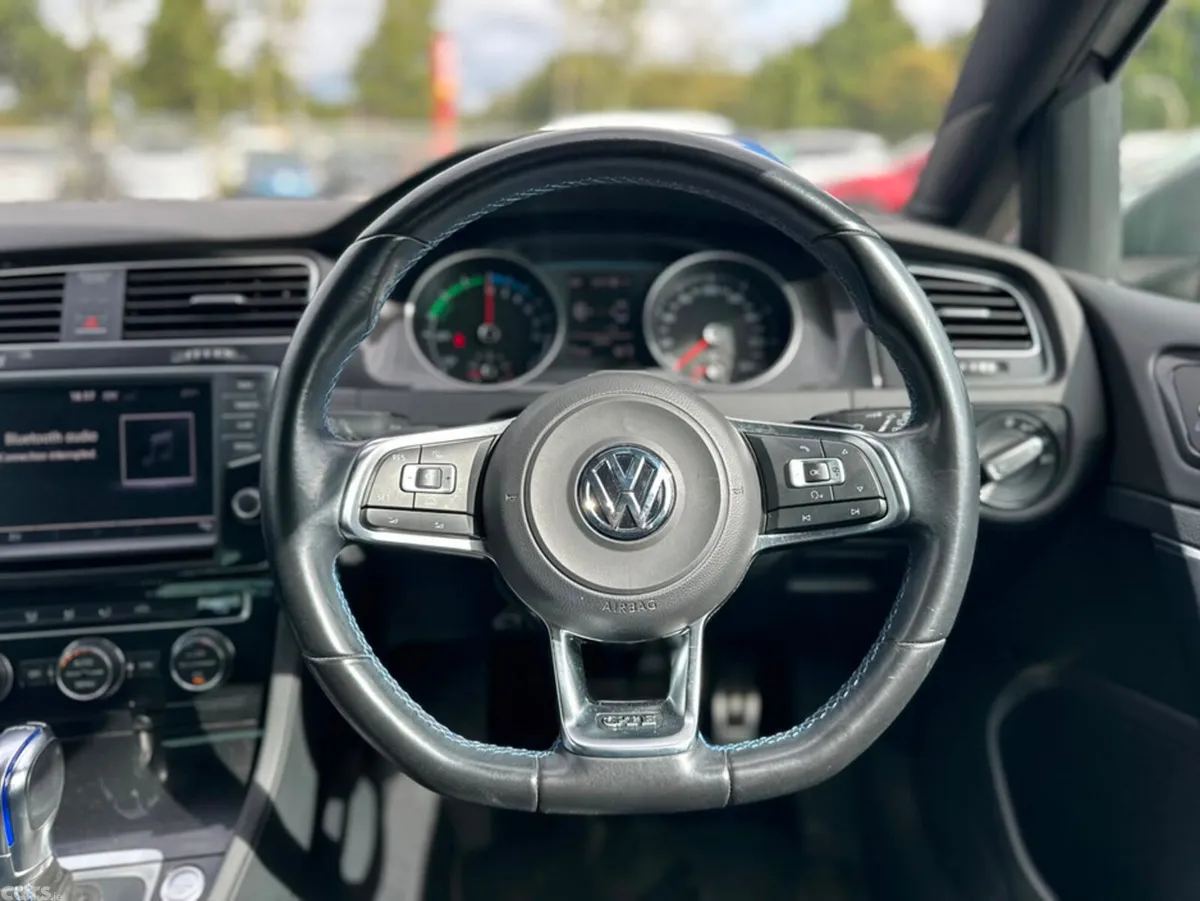 Volkswagen Golf Hatchback, Petrol Plug-in Hybrid, 2016, Silver