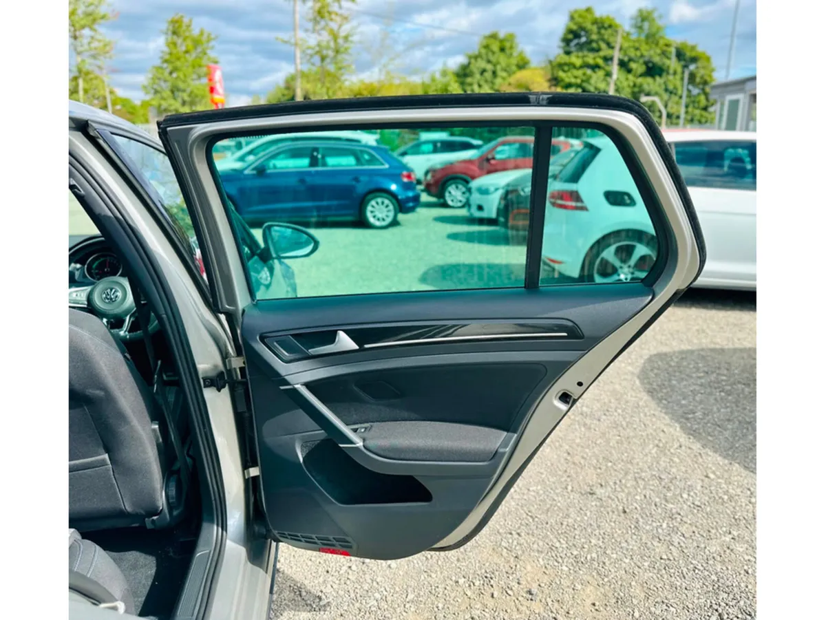 Volkswagen Golf Hatchback, Petrol Plug-in Hybrid, 2016, Silver