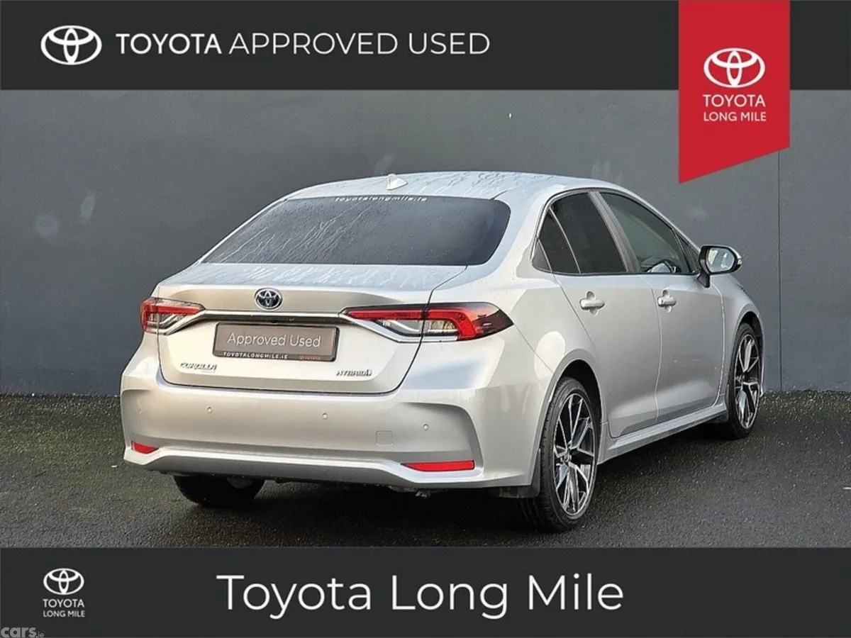 Toyota Corolla Saloon, Petrol Hybrid, 2022, Grey