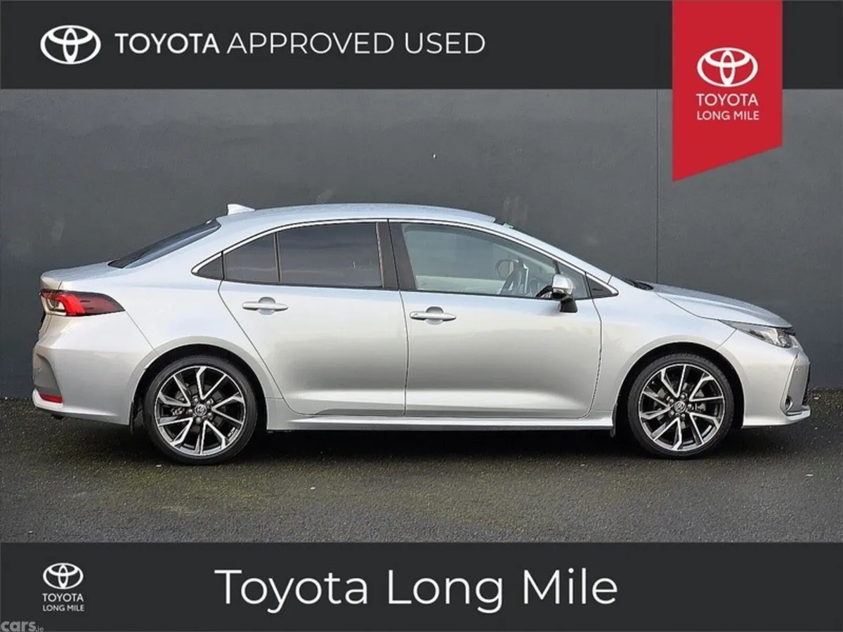 Toyota Corolla Saloon, Petrol Hybrid, 2022, Grey