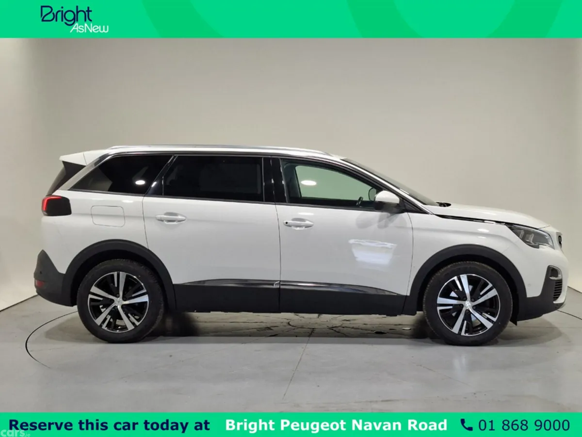 Peugeot 5008 MPV, Diesel, 2020, White